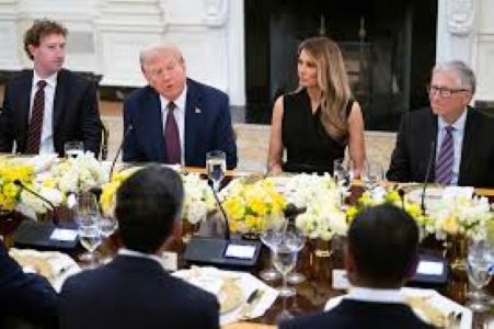 Trump Meets Tech Giants, Discuss AI and Semiconductor Investments at White House Dinner